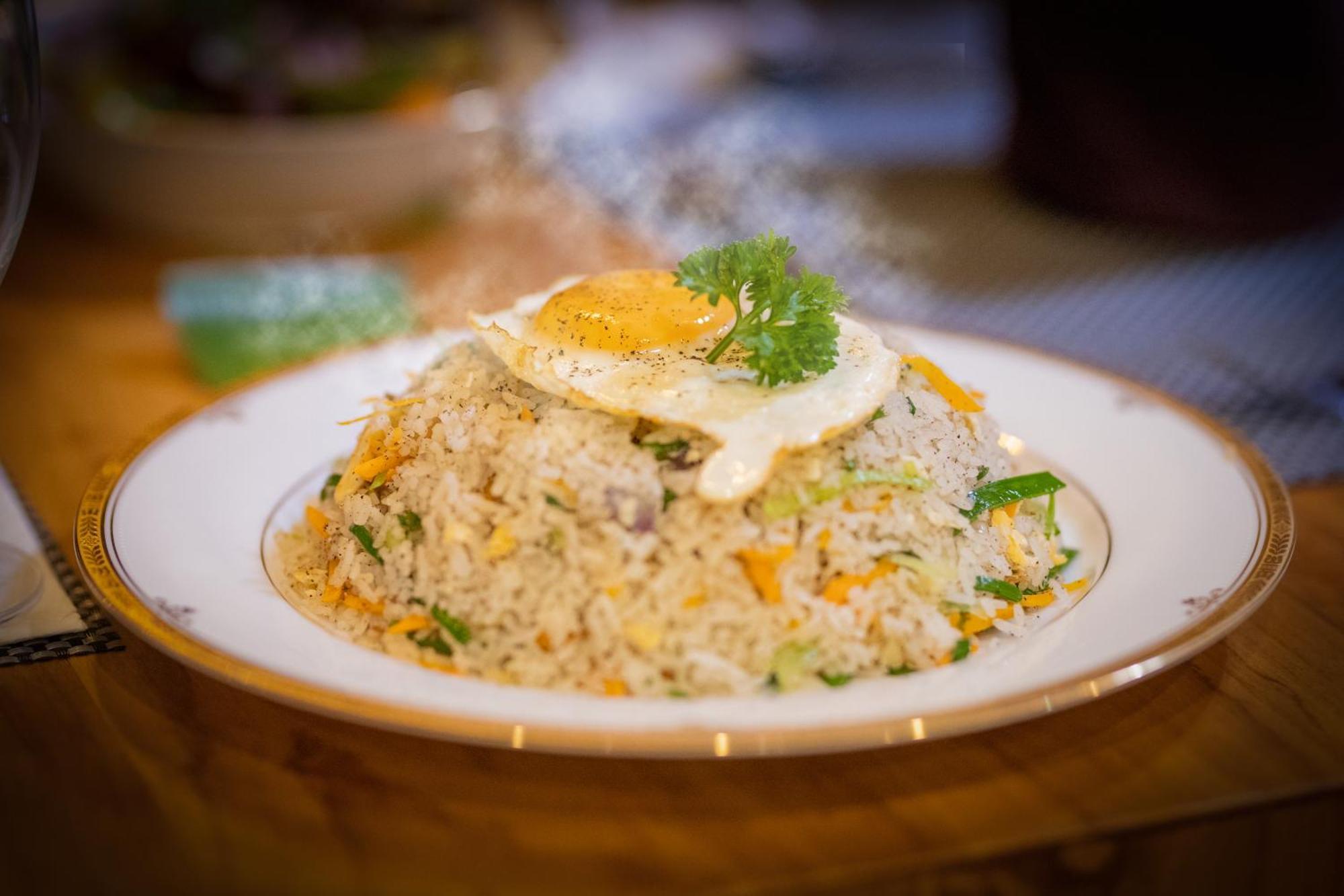 Golden Shower Inn 캔디 외부 사진